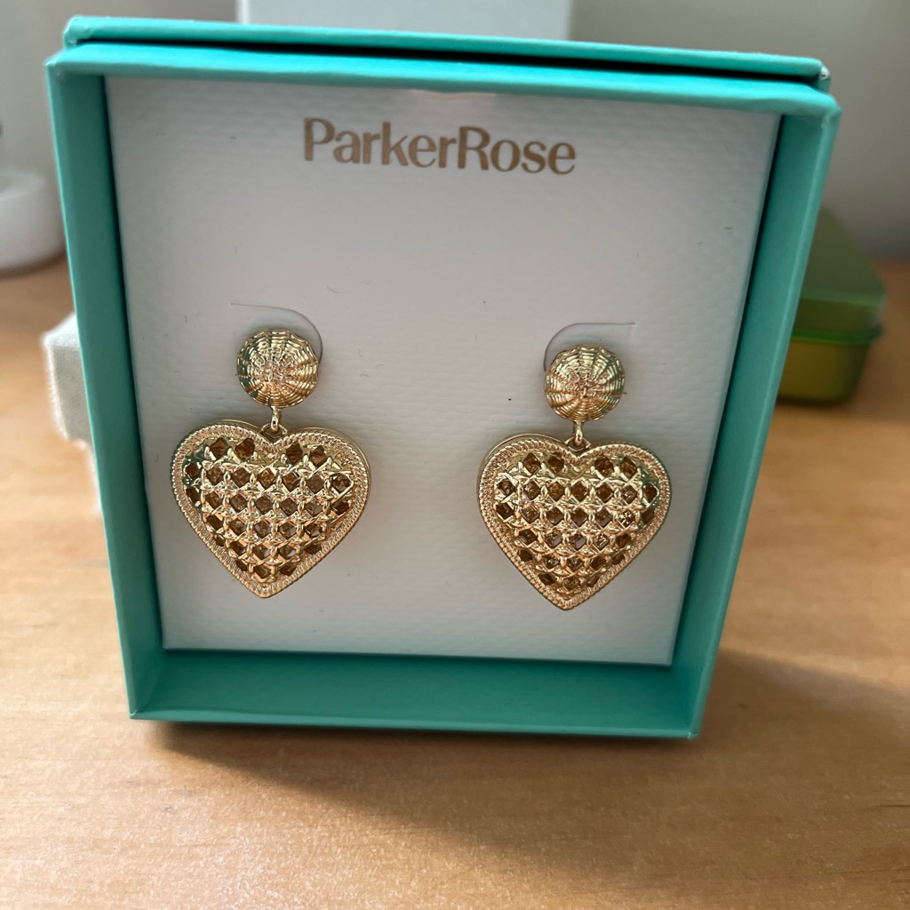 Parker Rose Gold Heart Earrings 14$
